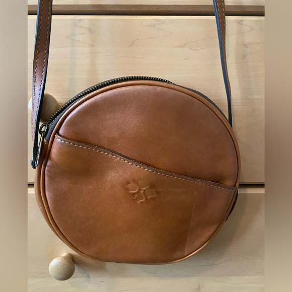 Patricia Nash Round Tan Floral Print Purse - Picture 4 of 5